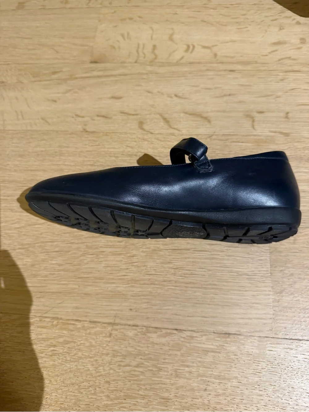 Girls Navy Mary Jane School Shoes - size 35-  Little Eric - almost perfect cond